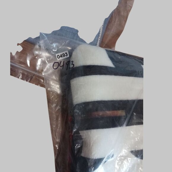 Ultraman Red Fleece Throw Blanket  Soft Lightweight Anime Character 56x43 - Picture 6 of 6